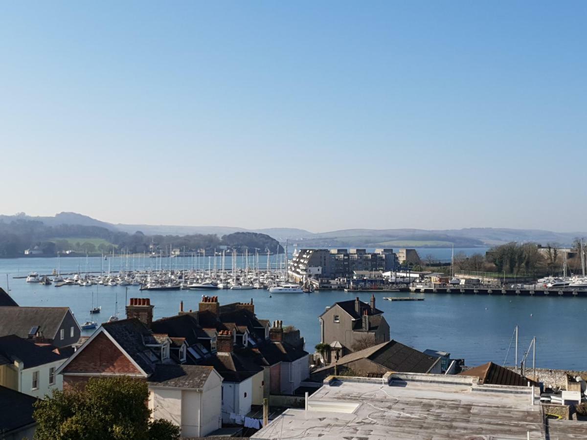 プリマスPure B - Exceptional Views Of Tamar & Royal William Yard With Free Parking & Wifiアパートメント エクステリア 写真